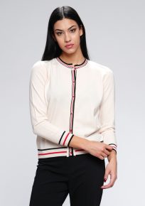 džemper na kopčanje