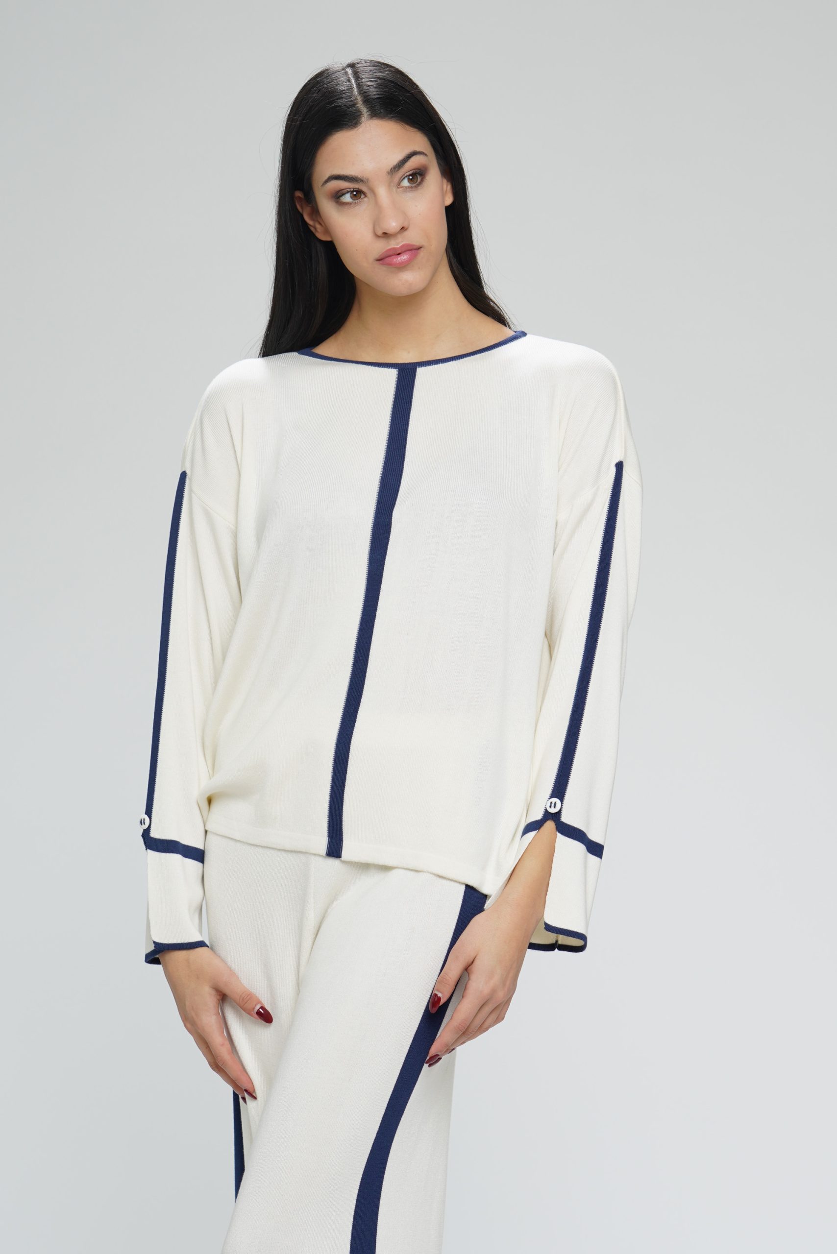 Ženski džemper od viskoze