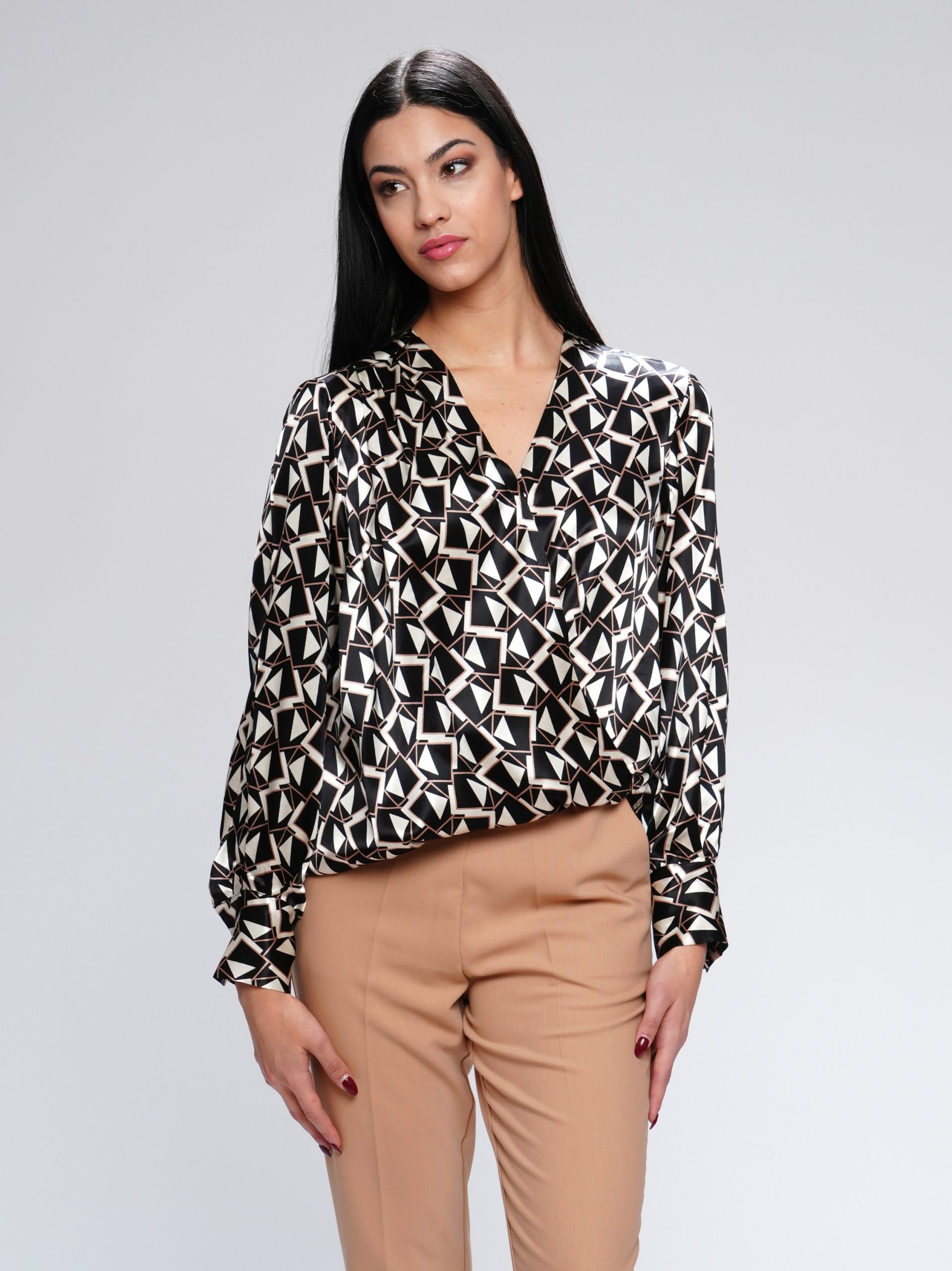 Ženska bluza od viskoze