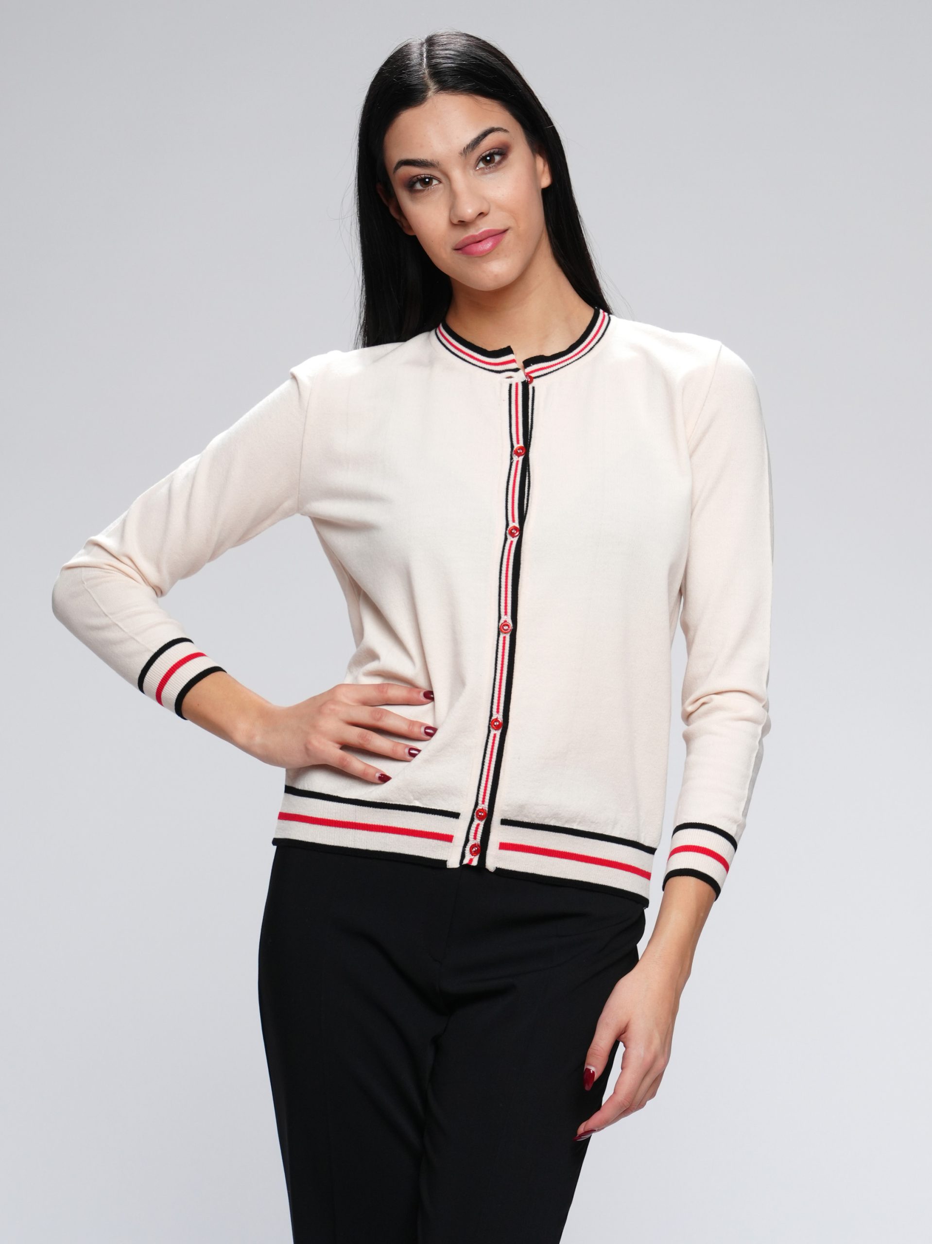 Elegantan džemper na kopčanje