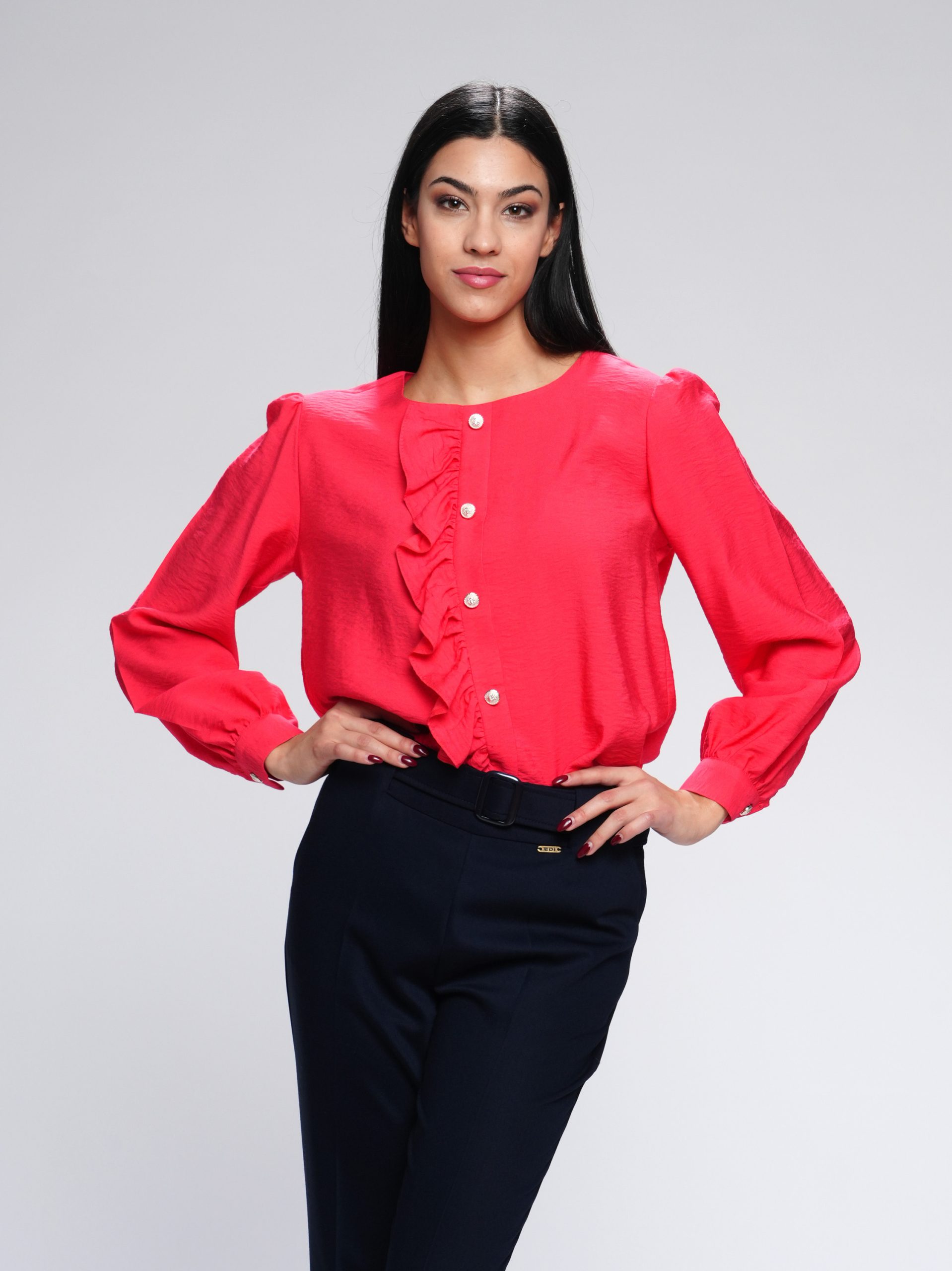 Ženska bluza od viskoze sa karnerom